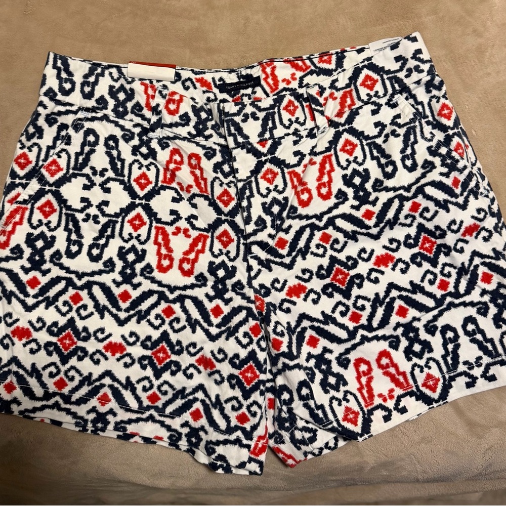 Tommy Hilfiger Navy and Red Patterned Women's Shorts